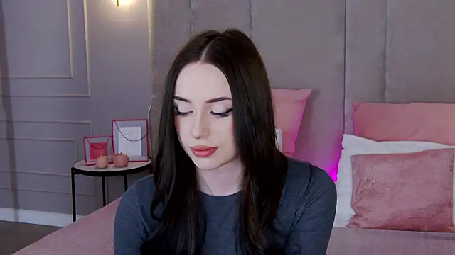 Snapshot of Betty_Bridge chatting on 17, 2, 2025 Betty Bridge online show from 17, 2, 2025