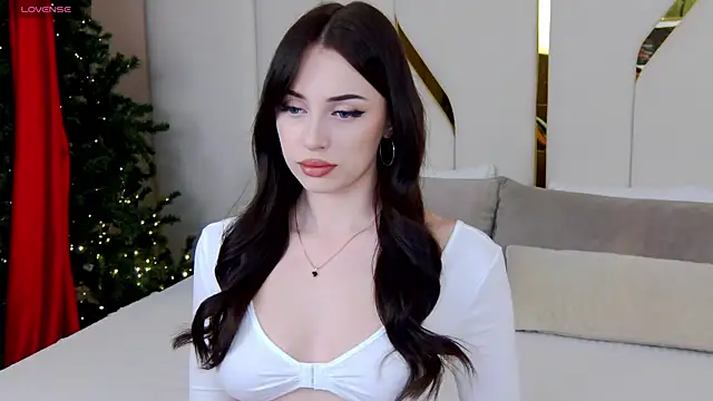 Snapshot of Betty_Bridge chatting on 30, 11, 2025 Betty Bridge online show from 30, 11, 2025