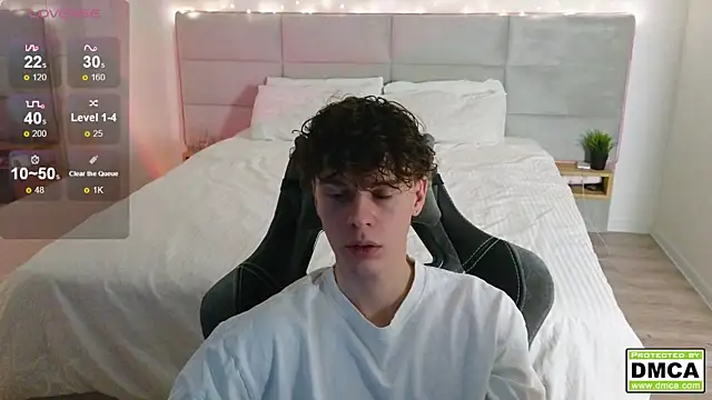 cute thomas online show from 12, 12, 2024