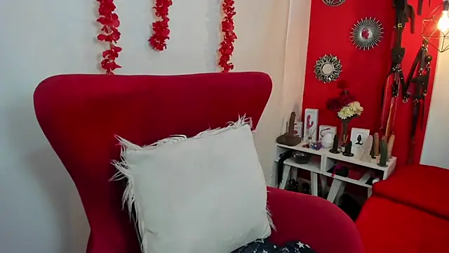 Snapshot of julieta_evans_ chatting on 10, 2, 2025 julieta evans online show from 10, 2, 2025