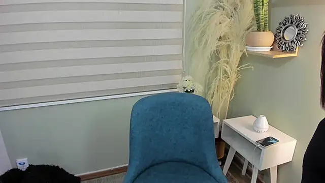 Snapshot of julieta_evans_ chatting on 7, 11, 2025 julieta evans online show from 7, 11, 2025