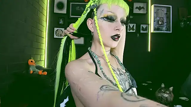 insania 9999  online show from 22, 1, 2025