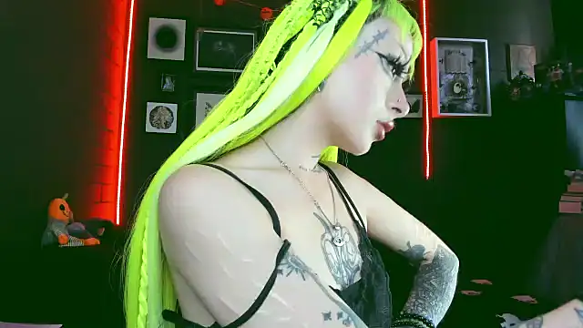 insania 9999  online show from 3, 2, 2025