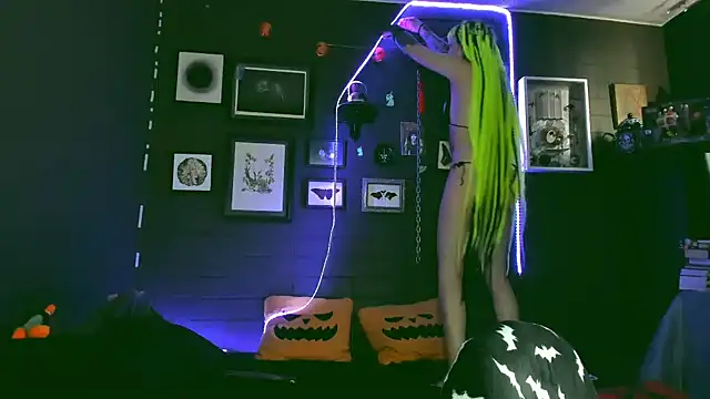 insania 9999  online show from 20, 2, 2025