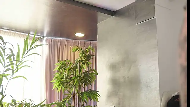 HotSkinnyX online show from 26, 2, 2026