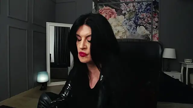 Snapshot of DomMelissaW chatting on 21, 2, 2025 DomMelissaW online show from 21, 2, 2025
