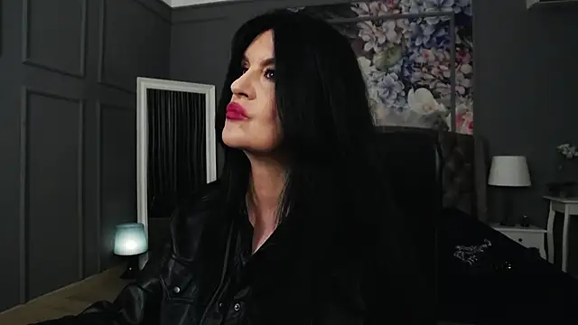 Snapshot of DomMelissaW chatting on 12, 9, 2025 DomMelissaW online show from 12, 9, 2025
