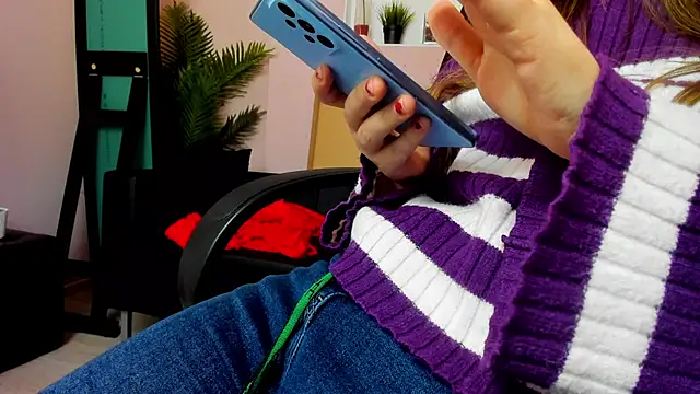 Persephoni online show from 15, 2, 2025