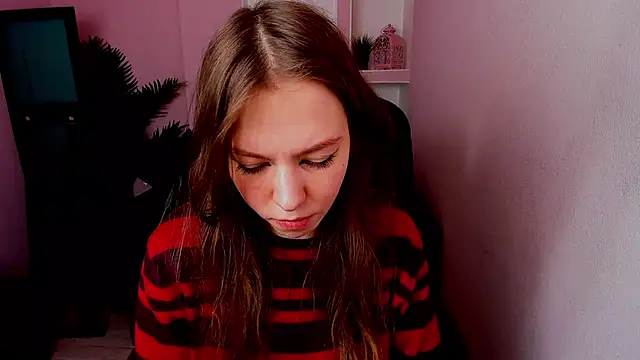 Persephoni online show from 8, 3, 2025