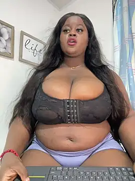 Snapshot of sharik-browns chatting on 15, 5, 2026 sharik-browns online show from 15, 5, 2026