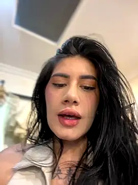 Snapshot of clarachanelricek chatting on 4, 10, 2025 clarachanelricek online show from 4, 10, 2025