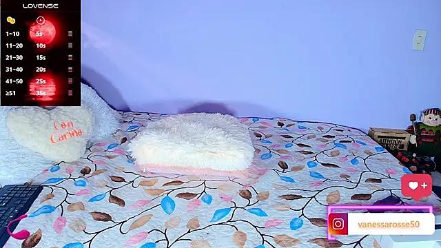 Julieth Rossi online show from 17, 9, 2025