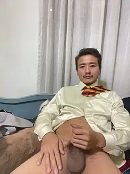 Satinshirt1992 online show from 16, 12, 2025