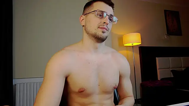 Friend12321 online show from 11, 3, 2025