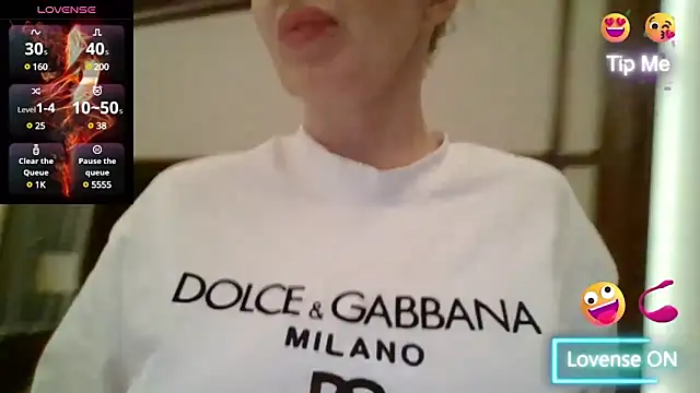 Snapshot of Allys chatting on 2, 2, 2025 Allys online show from 2, 2, 2025