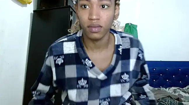 angelamarie1 online show from 2, 1, 2025