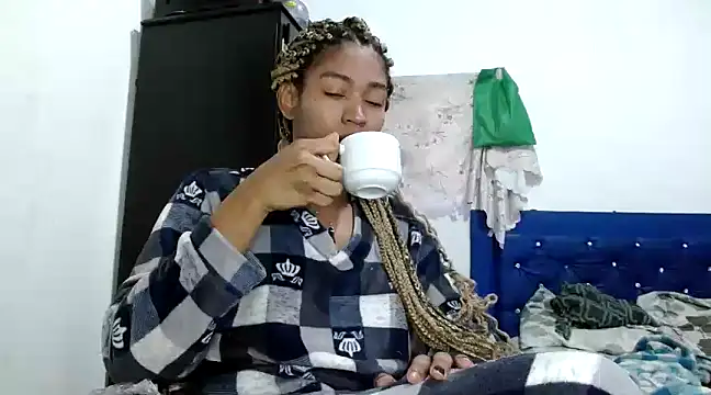 angelamarie1 online show from 15, 1, 2025