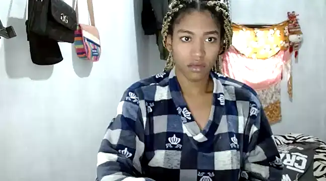 angelamarie1 online show from 6, 2, 2025