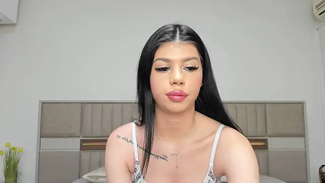 Sierra Halle online show from 23, 11, 2025