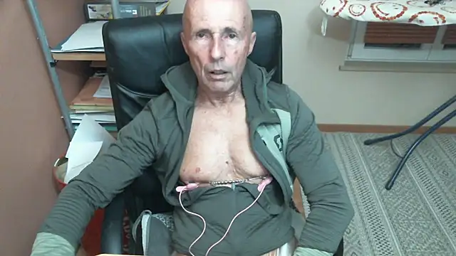 Snapshot of olibrius71 chatting on 23, 2, 2026 olibrius71 online show from 23, 2, 2026