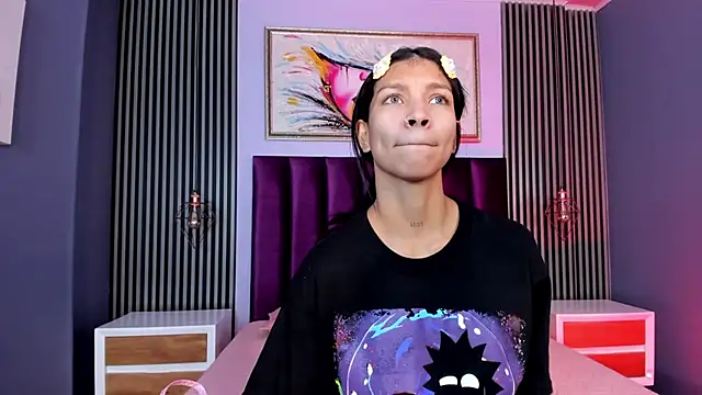 LauraAristizabal online show from 12, 3, 2025