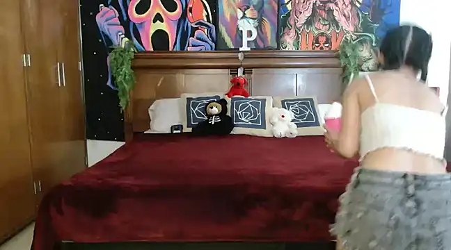 MINI Petite online show from 31, 1, 2025