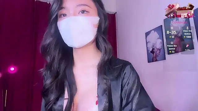 Snapshot of alaia-EDP chatting on 5, 1, 2025 alaia-EDP online show from 5, 1, 2025