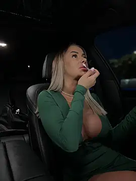 KirstieVegas online show from 13, 3, 2025