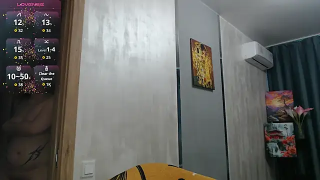 Stacy Davice online show from 5, 4, 2026