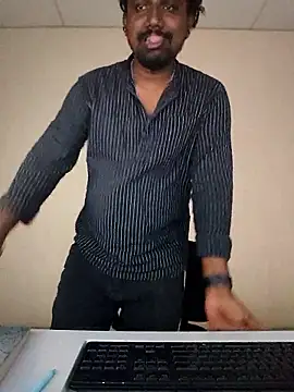 Snapshot of Mallupaiyanaachu chatting on 17, 1, 2026 Mallupaiyanaachu online show from 17, 1, 2026