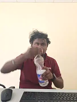 Snapshot of Mallupaiyanaachu chatting on 18, 1, 2026 Mallupaiyanaachu online show from 18, 1, 2026