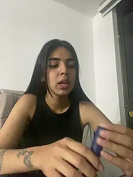 Miss Nicole online show from 19, 12, 2024