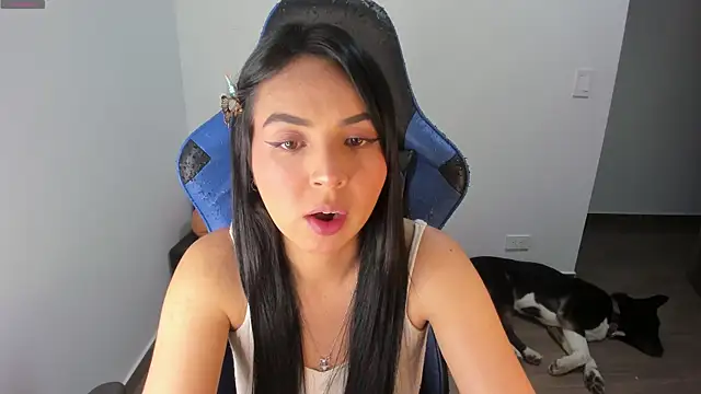 Miss Nicole online show from 5, 10, 2025