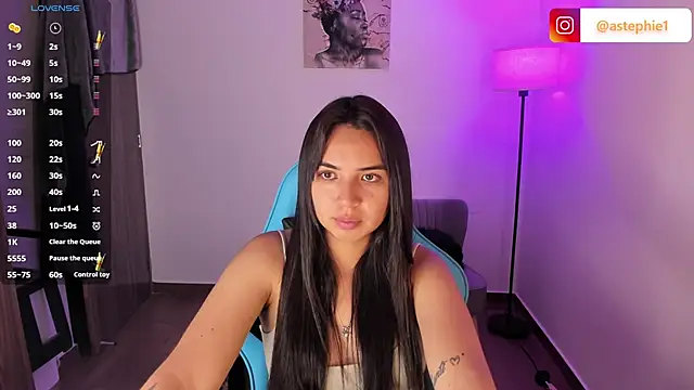 Miss Nicole online show from 15, 3, 2026