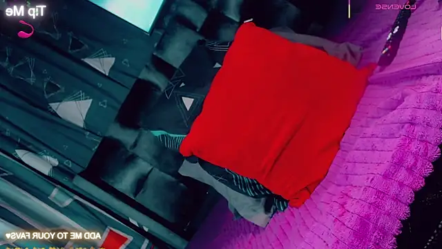 CharlotteBigCock online show from 16, 1, 2026