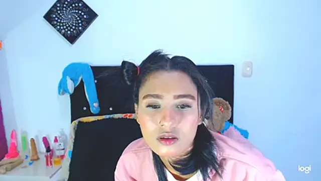 Snapshot of Jenng18 chatting on 4, 7, 2026 Jenng18 online show from 4, 7, 2026