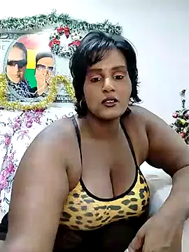 Snapshot of NWC4LYF chatting on 2, 1, 2025 NWC4LYF online show from 2, 1, 2025