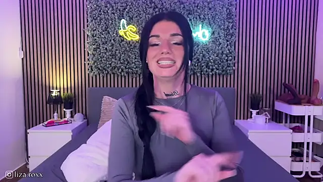 LizaRoxx online show from 7, 10, 2025