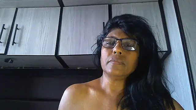 MsAttitude online show from 6, 3, 2025