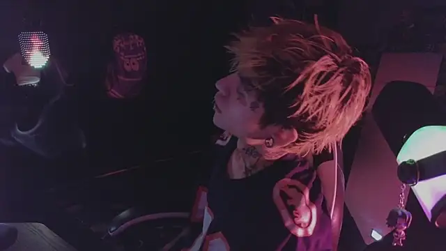 AcidMilo online show from 8, 4, 2026