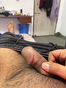 Snapshot of Mushroomhead69 chatting on 13, 2, 2025 Mushroomhead69 online show from 13, 2, 2025