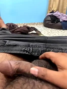 Snapshot of Mushroomhead69 chatting on 3, 12, 2025 Mushroomhead69 online show from 3, 12, 2025