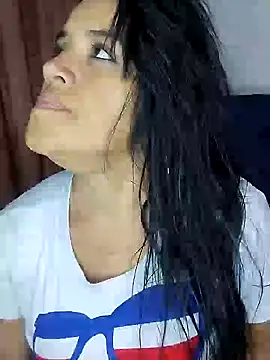 zhayra rose online show from 29, 1, 2025