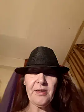 Snapshot of dominatrixredsonyja chatting on 18, 1, 2025 dominatrixredsonyja online show from 18, 1, 2025