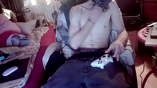 Snapshot of xxxTony999 chatting on 2, 1, 2025 xxxTony999 online show from 2, 1, 2025