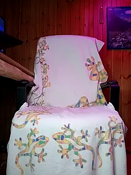 Snapshot of dolcehelena993 chatting on 5, 1, 2025 dolcehelena993 online show from 5, 1, 2025