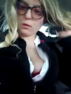 dolcehelena993 online show from 21, 3, 2026