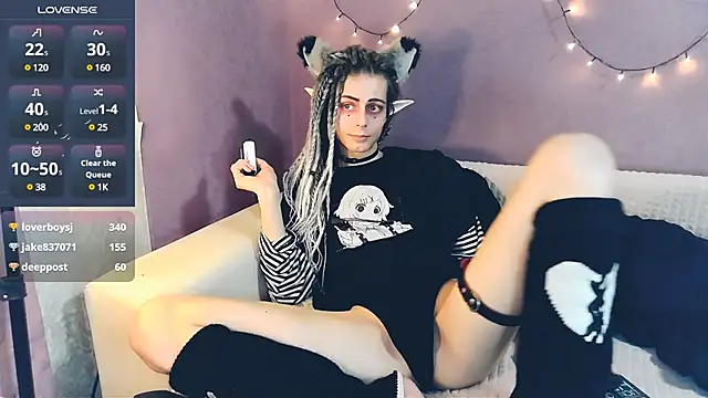 Littlepinkcat online show from 3, 3, 2025