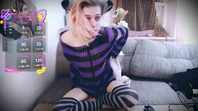 Littlepinkcat online show from 14, 11, 2025