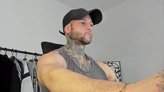  jamesleandros1 online show from 10, 10, 2025